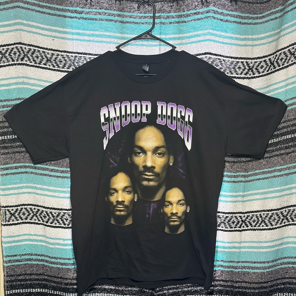 Snoop Dogg graphic tee